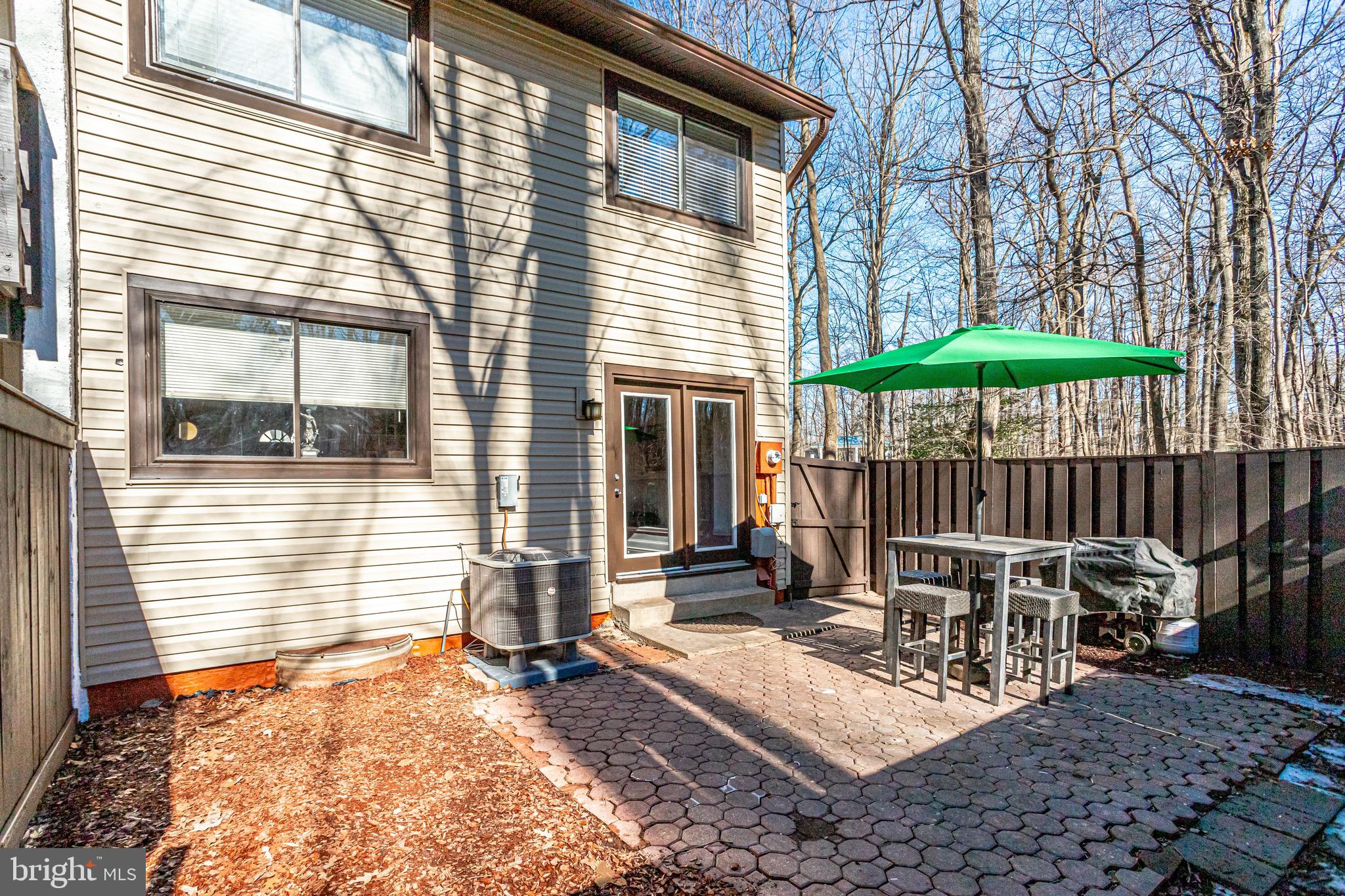 2432 Cloudcroft Square Reston, VA 20191 - Photo 38 of 44 Gallery Image 38