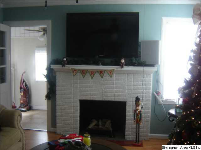102 2nd Street Clanton, AL 35045 - Photo 8 of 19