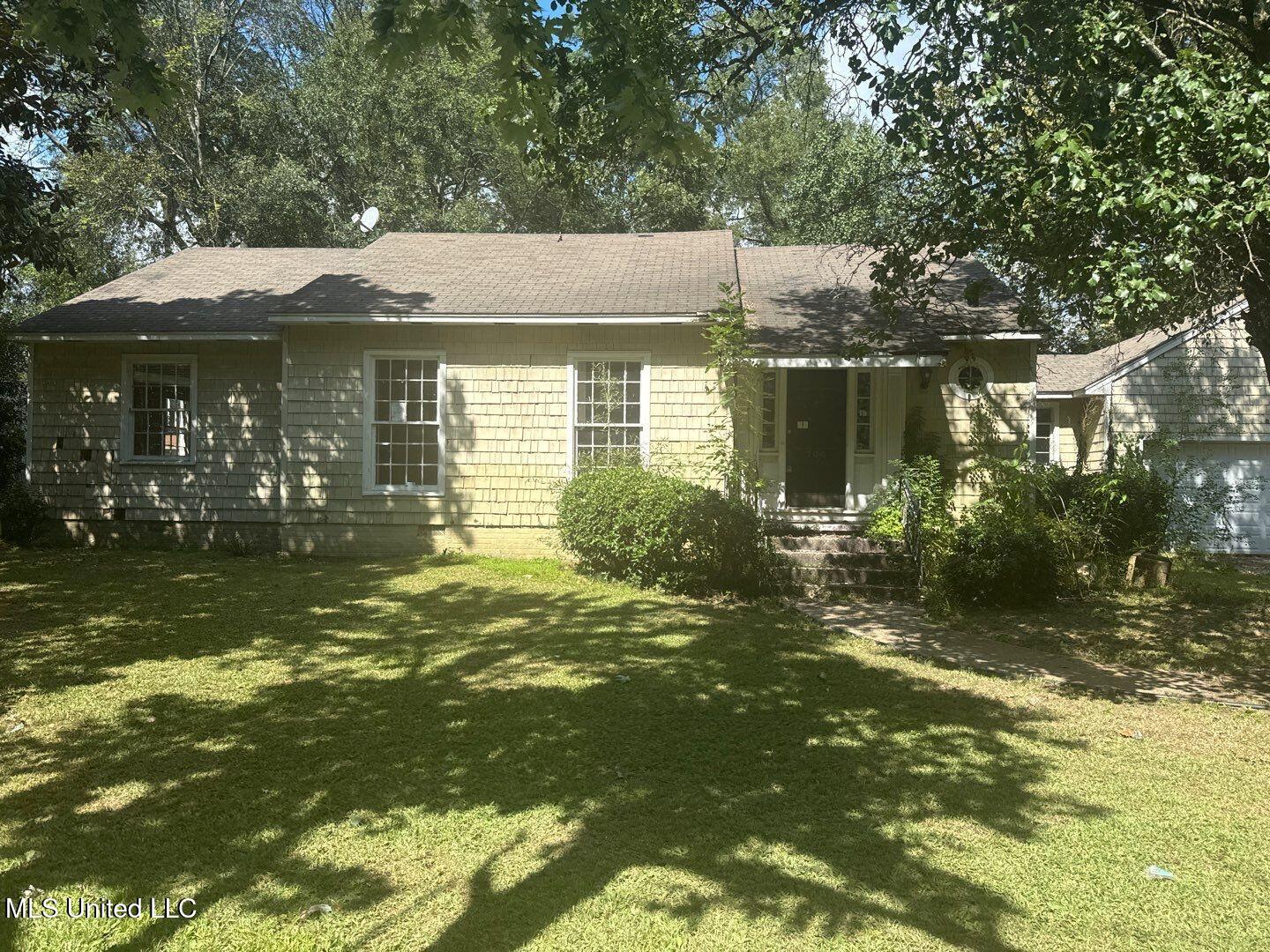 706 Colonial Circle Jackson, MS 39211 - Photo 19 of 19 14-Oct 01 2024 01_41pm-eMoq