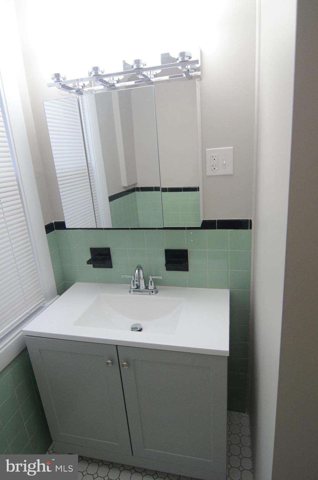 219 9th Avenue, Unit B Haddon Heights, NJ 08035 - Photo 6 of 22