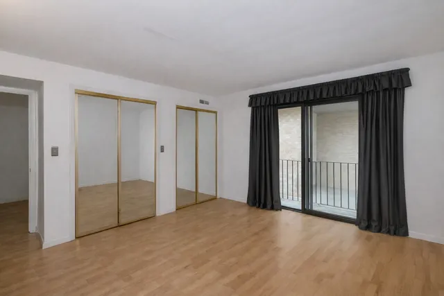 $220,000 | 6229 North Niagara Avenue, Unit 209, Chicago, IL 60631