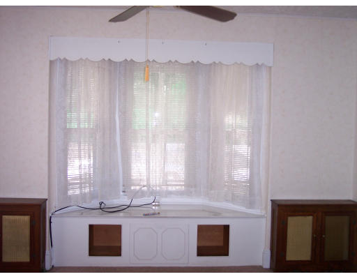 111 Glendower Road Boston, MA 02131 - Photo 5 of 5 Gallery Image 5