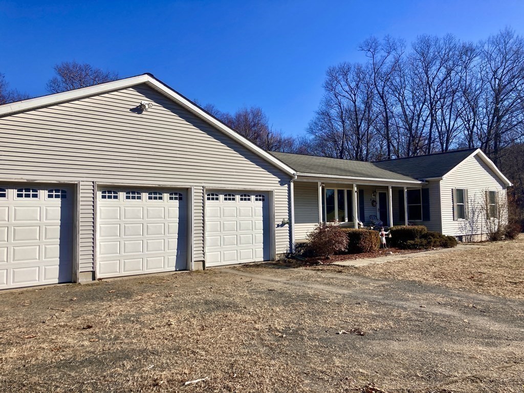 19 Fort Hill Road Easthampton, MA 01027 - Photo 2 of 40 Gallery Image 2