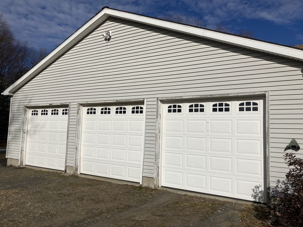 19 Fort Hill Road Easthampton, MA 01027 - Photo 3 of 40 Gallery Image 3