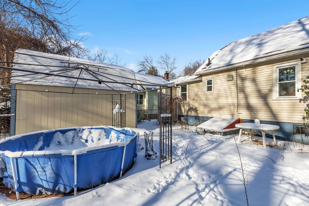 69 Silas Street Springfield, MA 01109 - Photo 35 of 36
