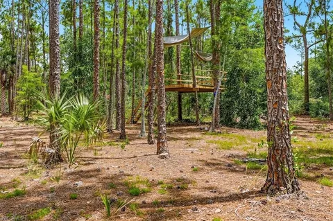 $1,000,000 | 5991 Golden Oaks Lane, Naples, FL 34119