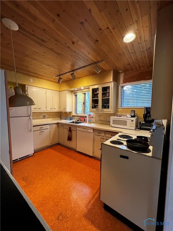 4755 Robinson Road Sylvania, OH 43560 - Photo 11 of 19 Gallery Image 11