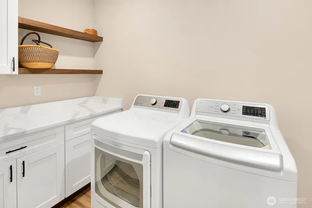 $839,950 | 1048 Malvern Hills Drive, Camano Island, WA 98282