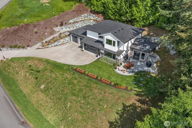 $839,950 | 1048 Malvern Hills Drive, Camano Island, WA 98282