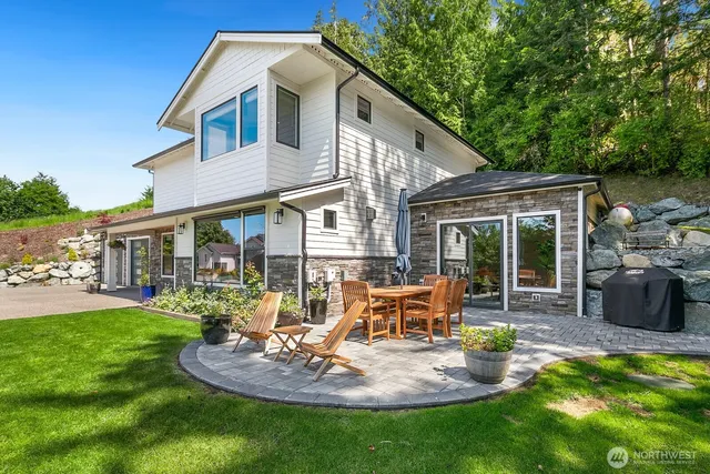 $839,950 | 1048 Malvern Hills Drive, Camano Island, WA 98282