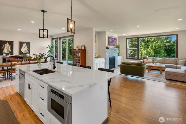 $839,950 | 1048 Malvern Hills Drive, Camano Island, WA 98282