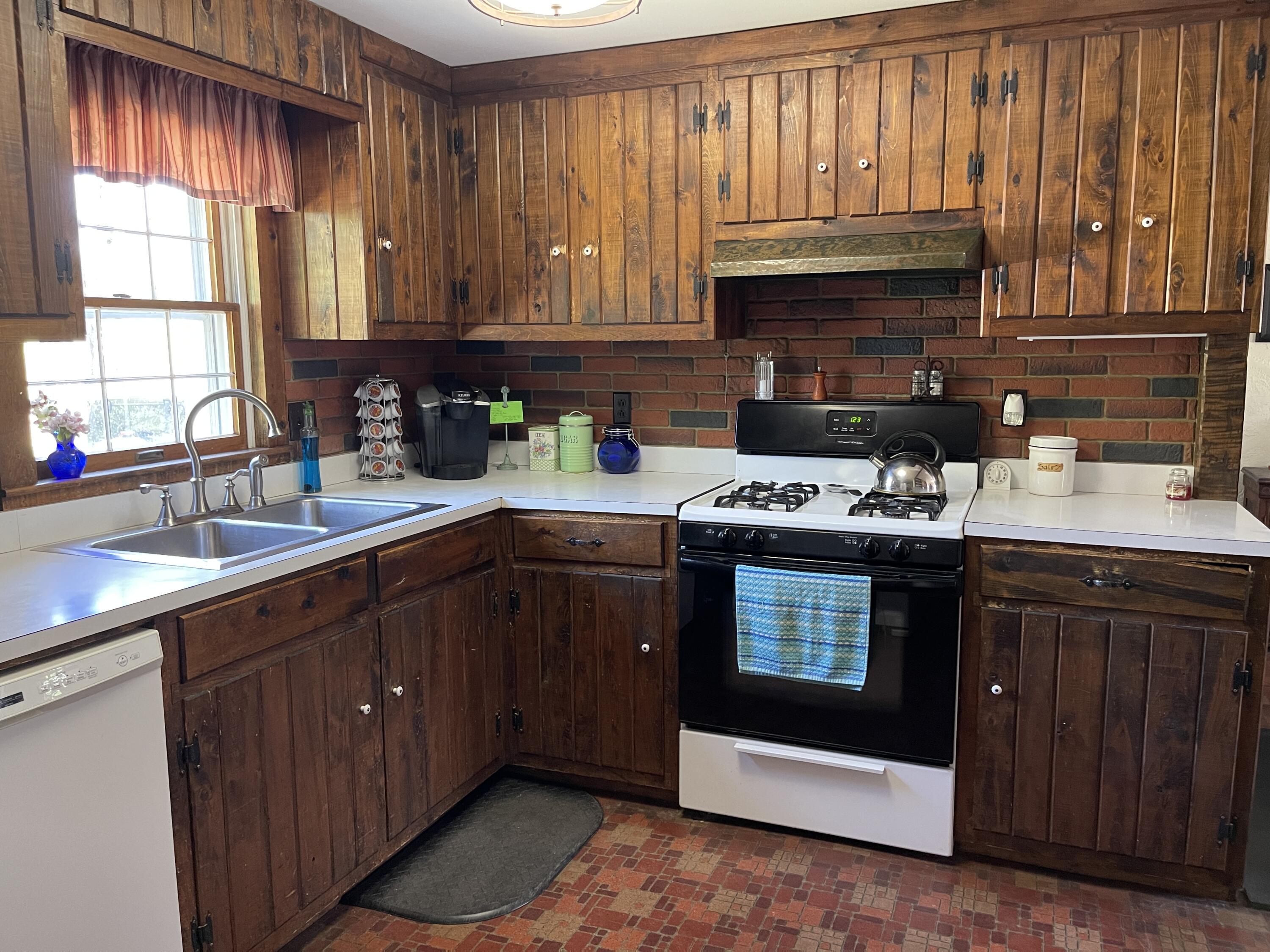 147 Old Military Road Winn, ME 04495 - Photo 26 of 93 Kitchen (3)