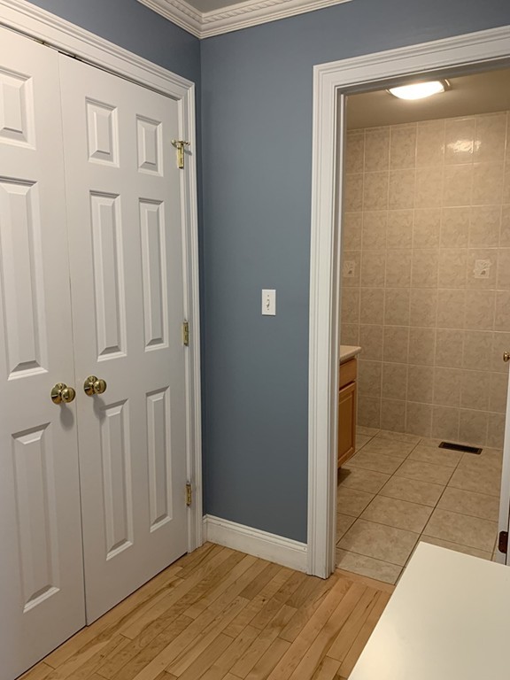 130 Turnpike Road, Unit 13 Chelmsford, MA 01824 - Photo 14 of 35 a view of a bathroom with a shower
