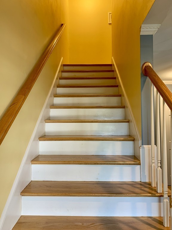 130 Turnpike Road, Unit 13 Chelmsford, MA 01824 - Photo 21 of 35 a view of entryway