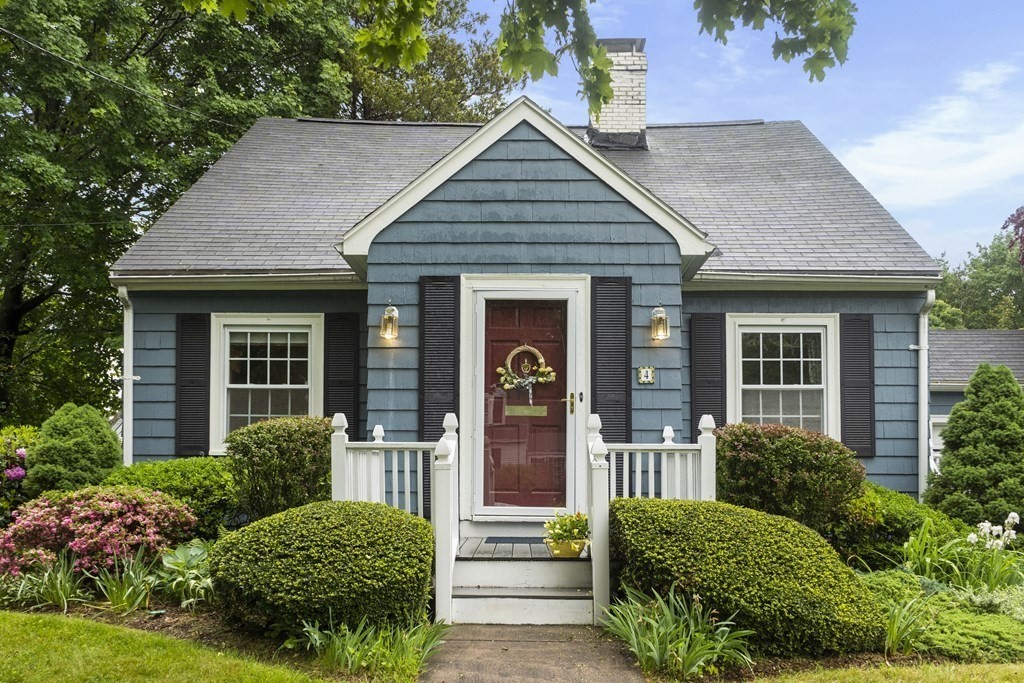4 Virginia Road Andover, MA 01810 - Photo 1 of 34 Gallery Image 1