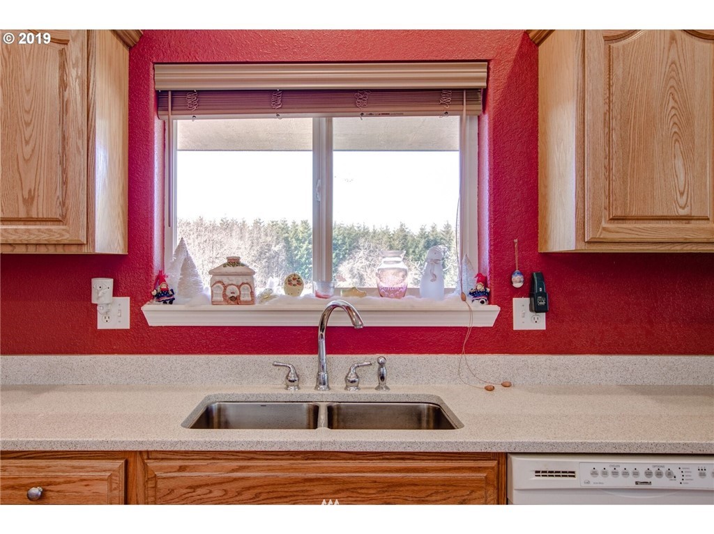 1066 South Military Road Winlock, WA 98596 - Photo 15 of 25