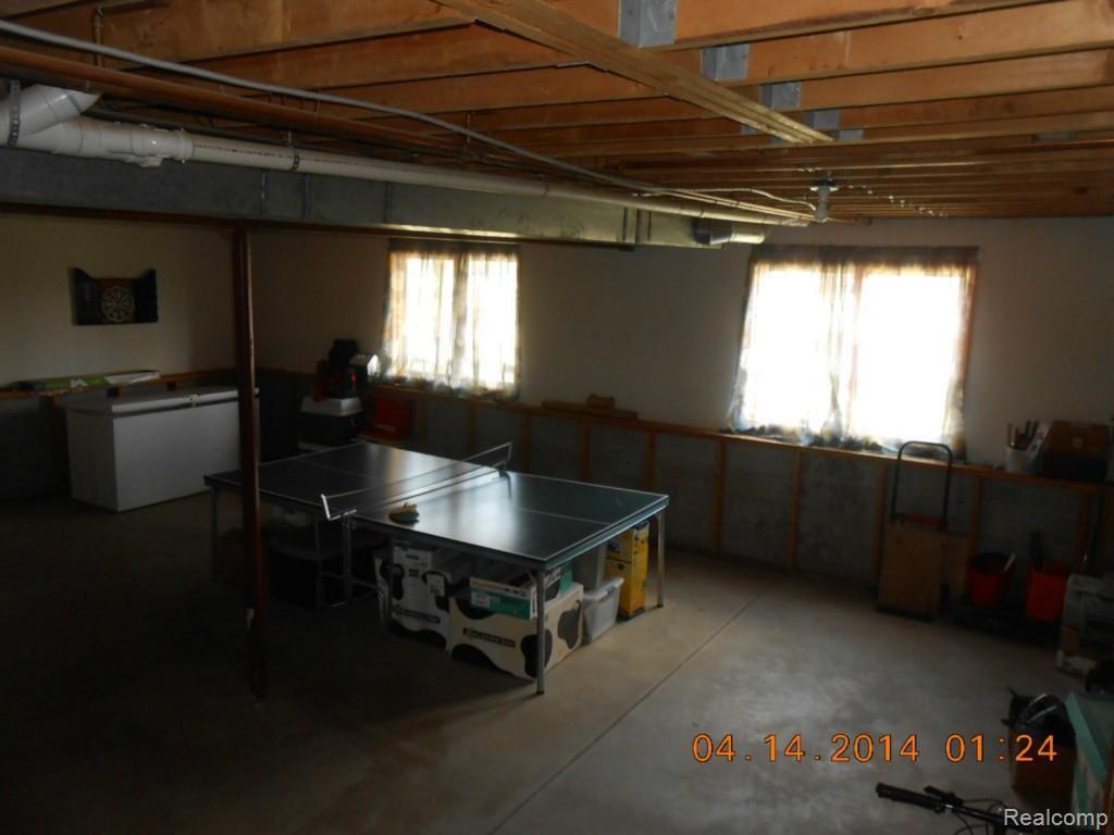 899 Thayer Road Ortonville, MI 48462 - Photo 21 of 21 DSCN2575.jpg