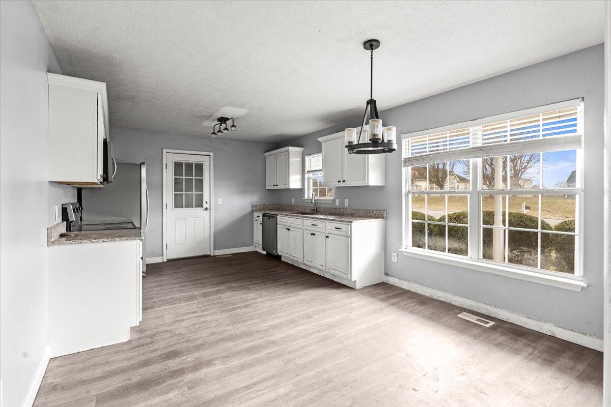 34 Boxer Lane Rock Spring, GA 30739 - Photo 11 of 21 Dining Area