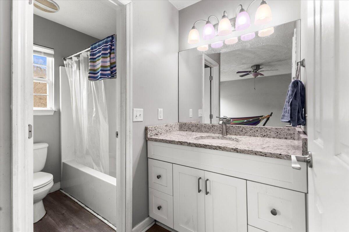 34 Boxer Lane Rock Spring, GA 30739 - Photo 15 of 21 Bathroom