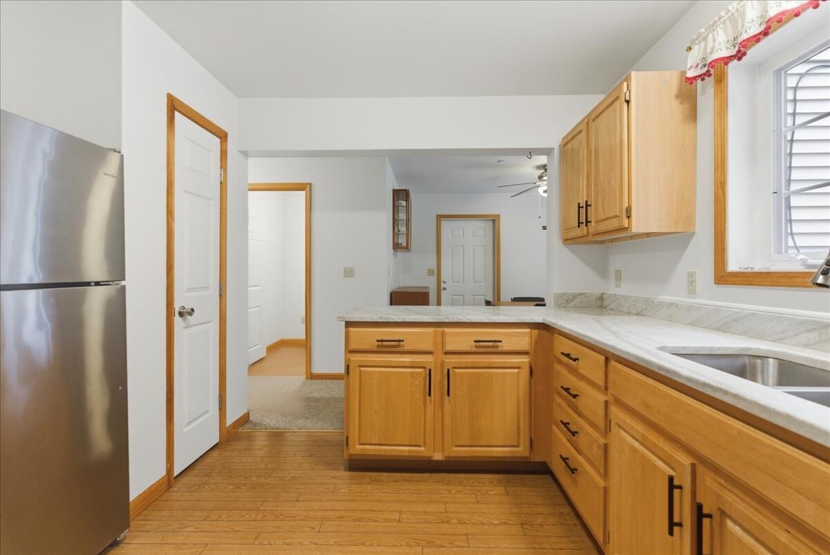 18 Beaver Pond Road, Unit 18 Brunswick, ME 04011 - Photo 20 of 62 20-interior_kitchen-4