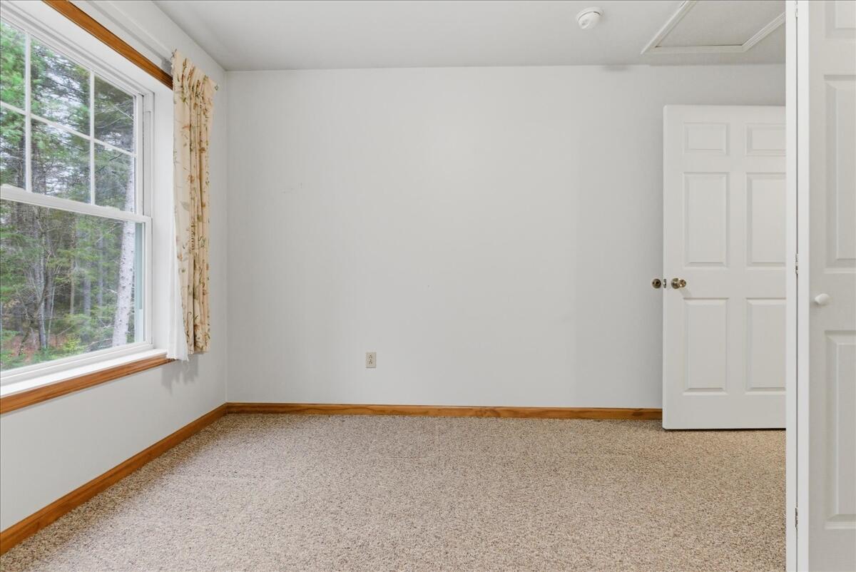 18 Beaver Pond Road, Unit 18 Brunswick, ME 04011 - Photo 37 of 62 37-interior_bedroom-2