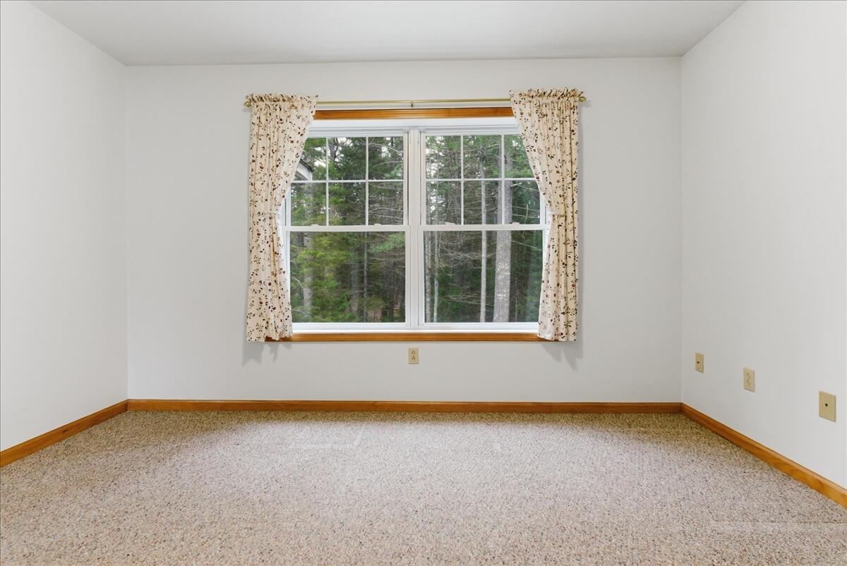 18 Beaver Pond Road, Unit 18 Brunswick, ME 04011 - Photo 51 of 62 51-interior_bedroom-16