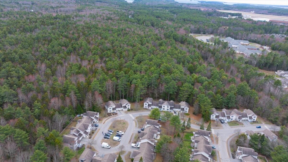18 Beaver Pond Road, Unit 18 Brunswick, ME 04011 - Photo 10 of 62 10-aerial_neighborhood-2