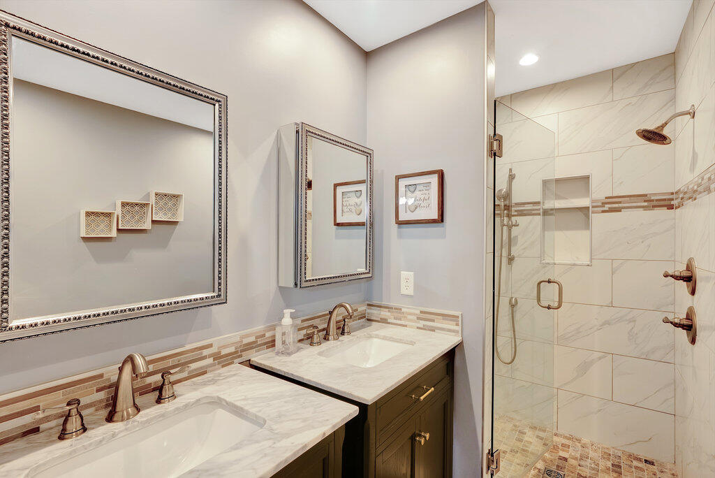 712 Kilgore Street Jasper, TN 37347 - Photo 3 of 52 026_001-94_703