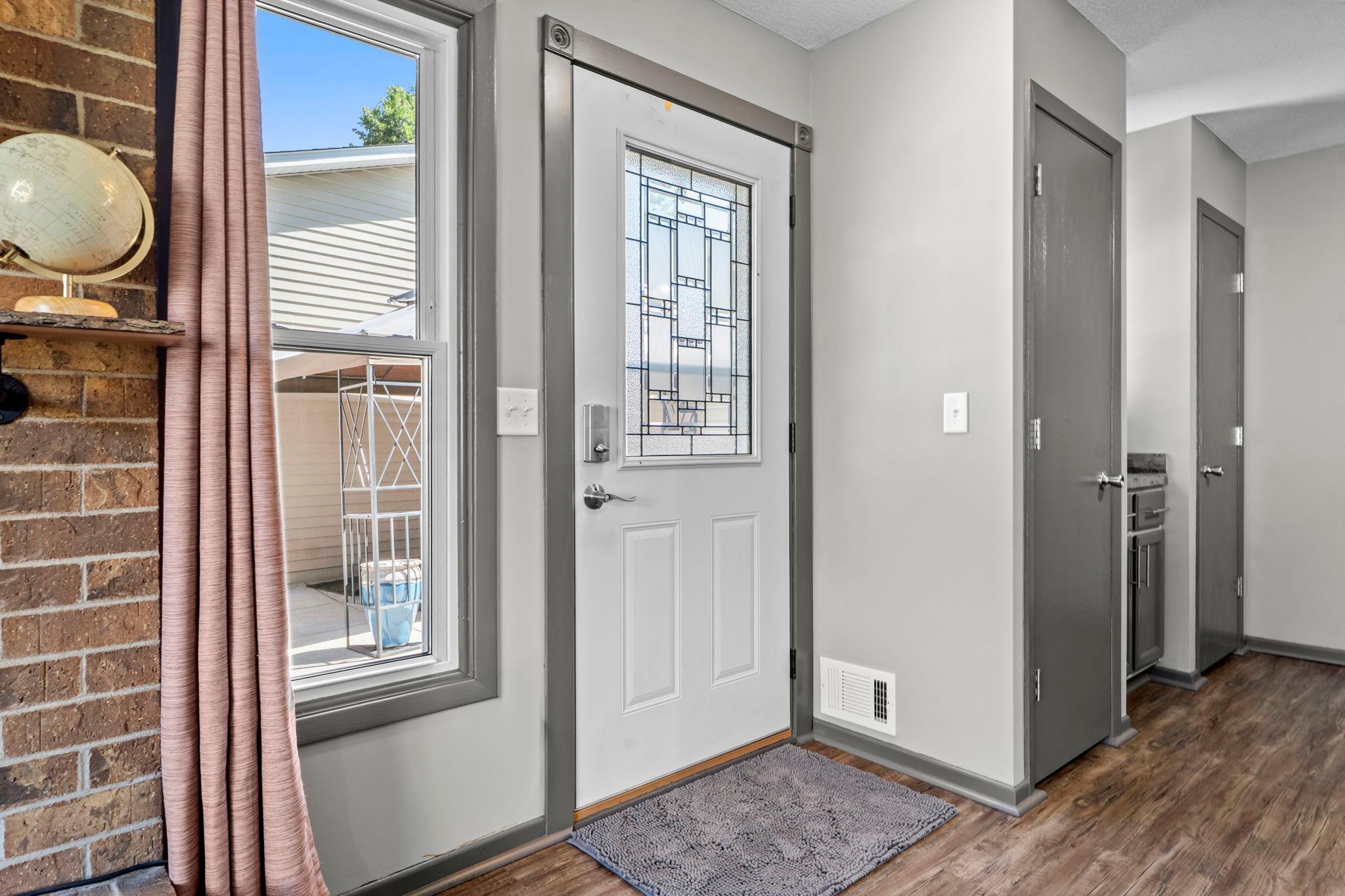 9362 Ranchview Lane North Maple Grove, MN 55369 - Photo 11 of 36 Gallery Image 11