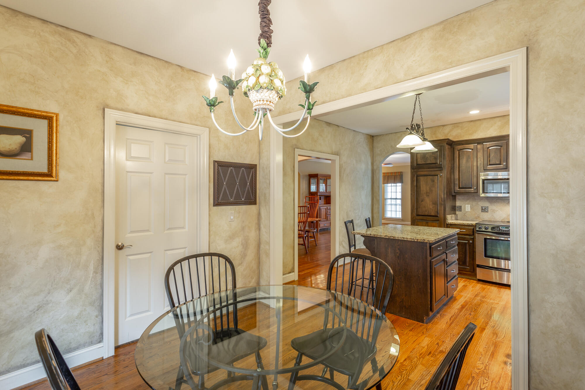 1046 Restoration Drive Chattanooga, TN 37421 - Photo 13 of 61 Breakfast Room