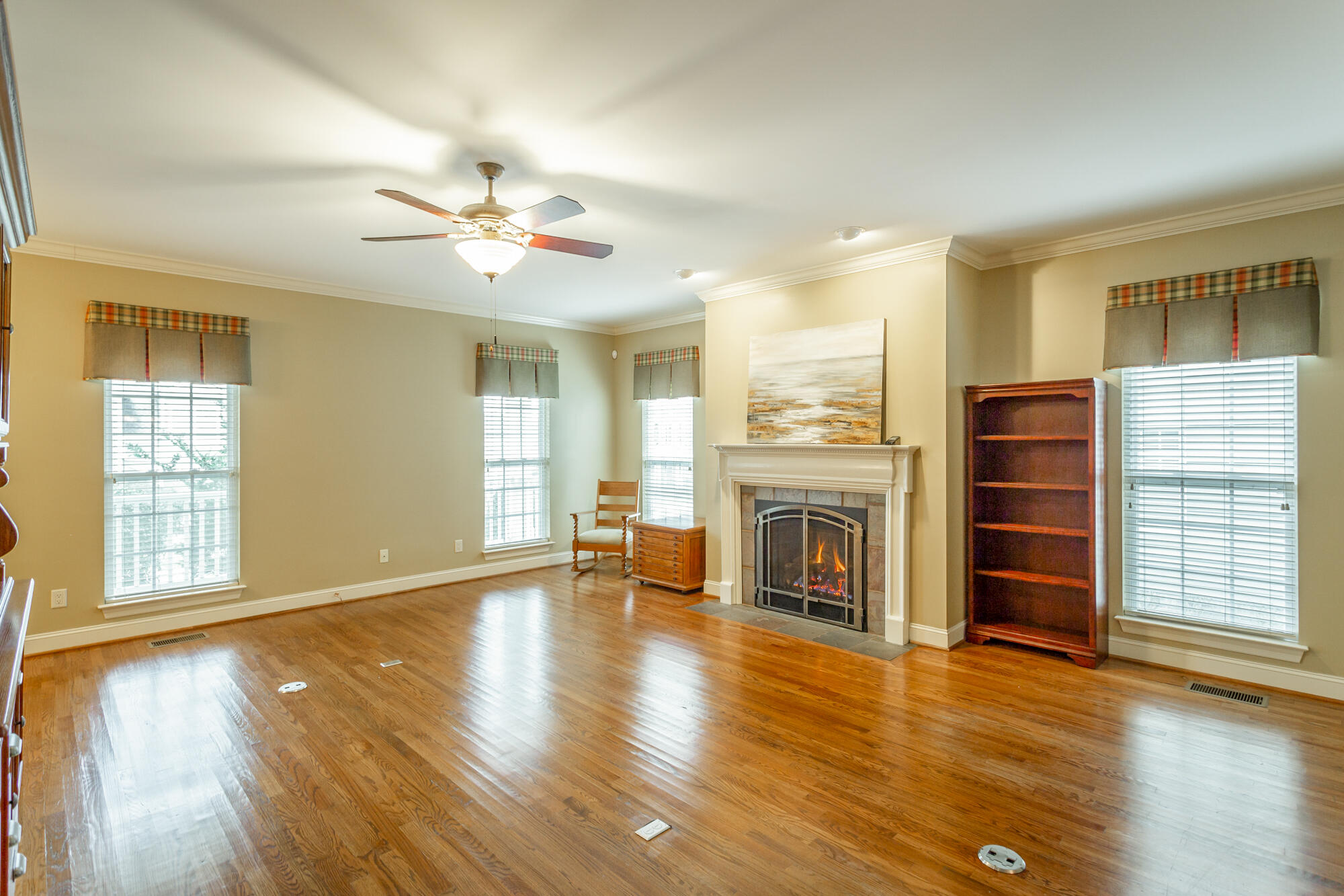 1046 Restoration Drive Chattanooga, TN 37421 - Photo 23 of 61 Living