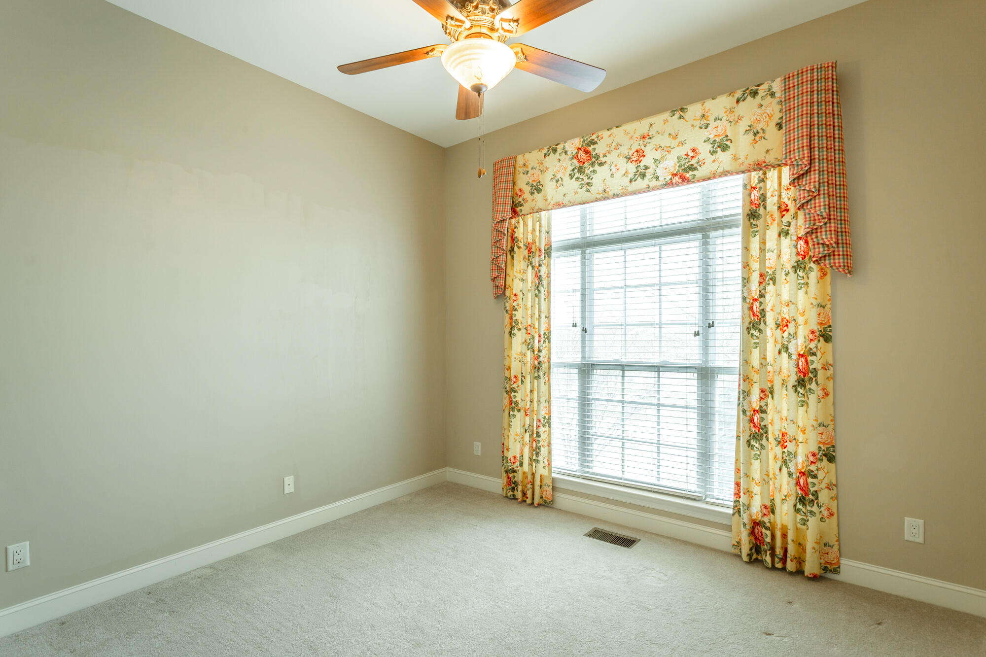 1046 Restoration Drive Chattanooga, TN 37421 - Photo 37 of 61 Bedroom #2