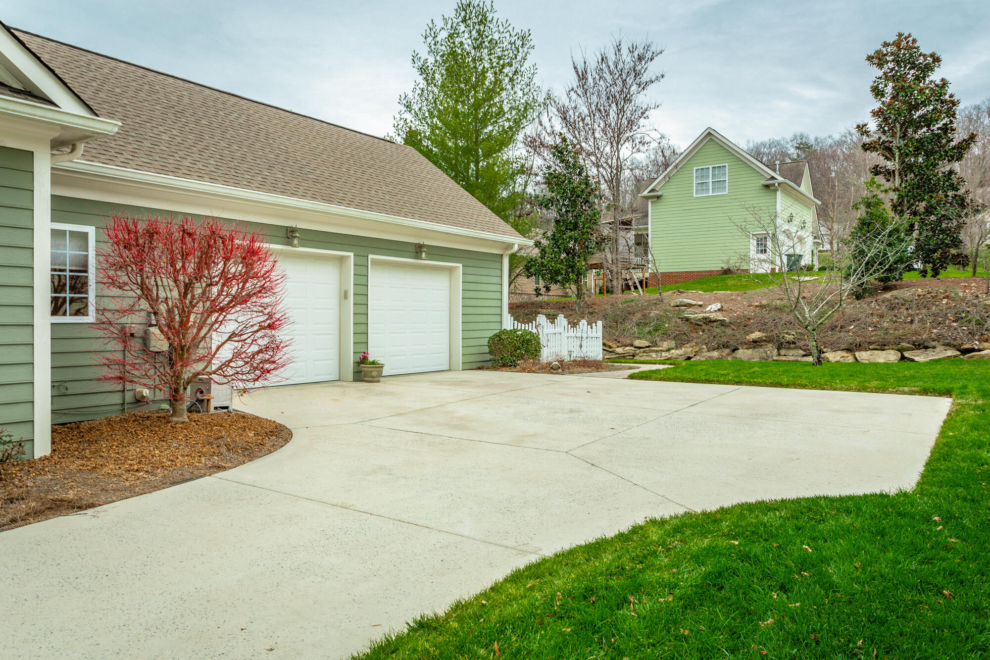 1046 Restoration Drive Chattanooga, TN 37421 - Photo 48 of 61 Extra Large Garage