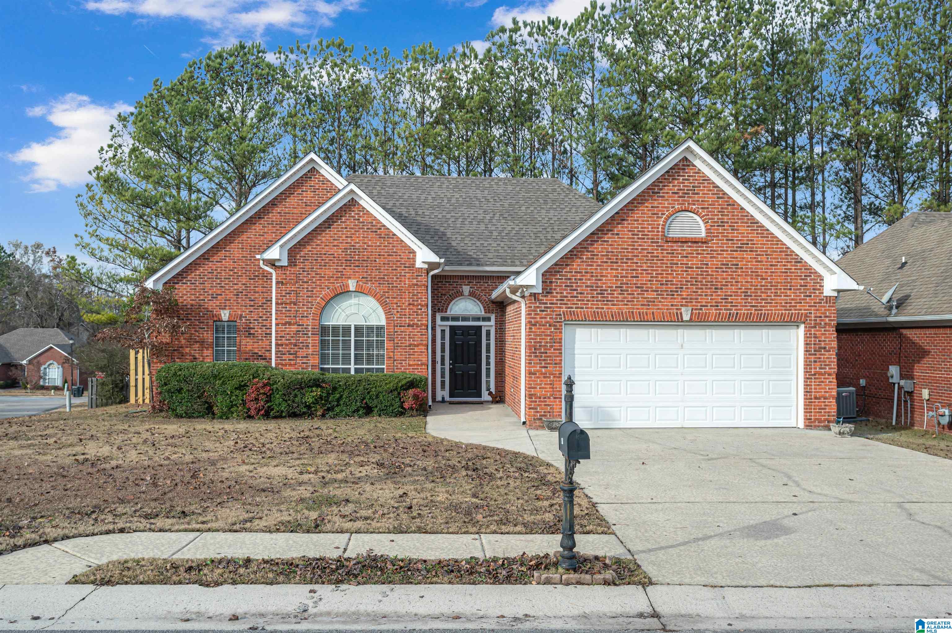 801 Daventry Lane Calera, AL 35040 - Photo 1 of 37