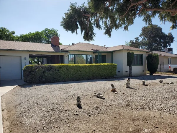 $499,999 | 12557 5th Street, Yucaipa, CA 92399