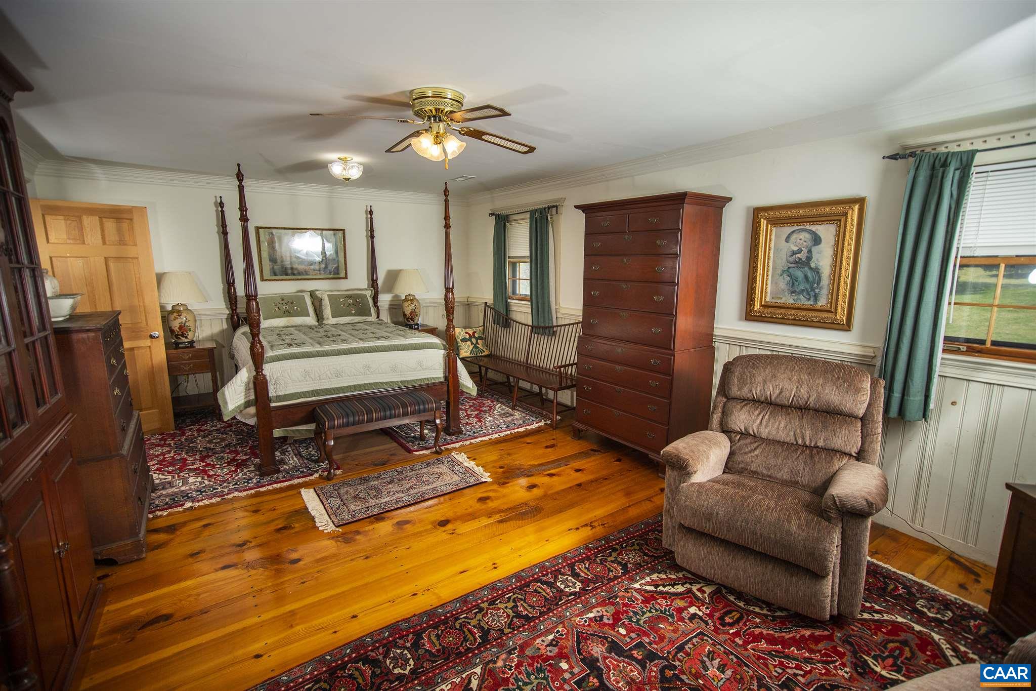145 Turkey Way Amherst, VA 24521 - Photo 10 of 39 a living room with furniture and a flat screen tv