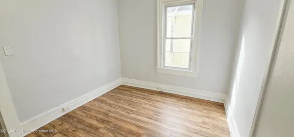 $1,100 | 1319 Washburn Street, Unit 1, Scranton, PA 18504