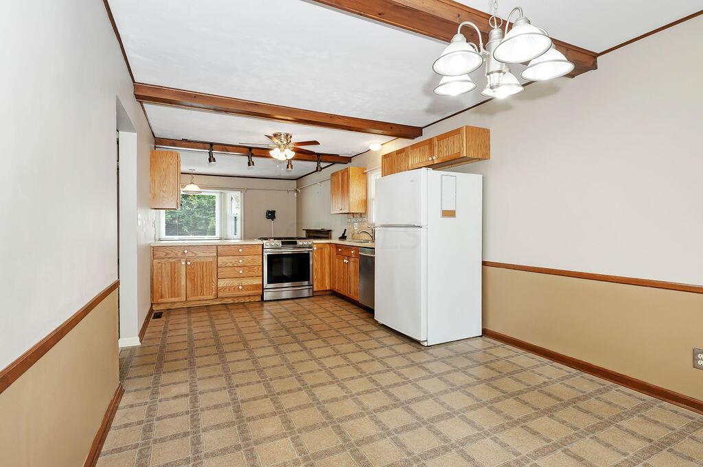918 Farnham Road Columbus, OH 43220 - Photo 20 of 77 Dining Room