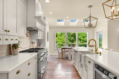 $1,150,000 | 4727 Columbus Avenue, Bellingham, WA 98229