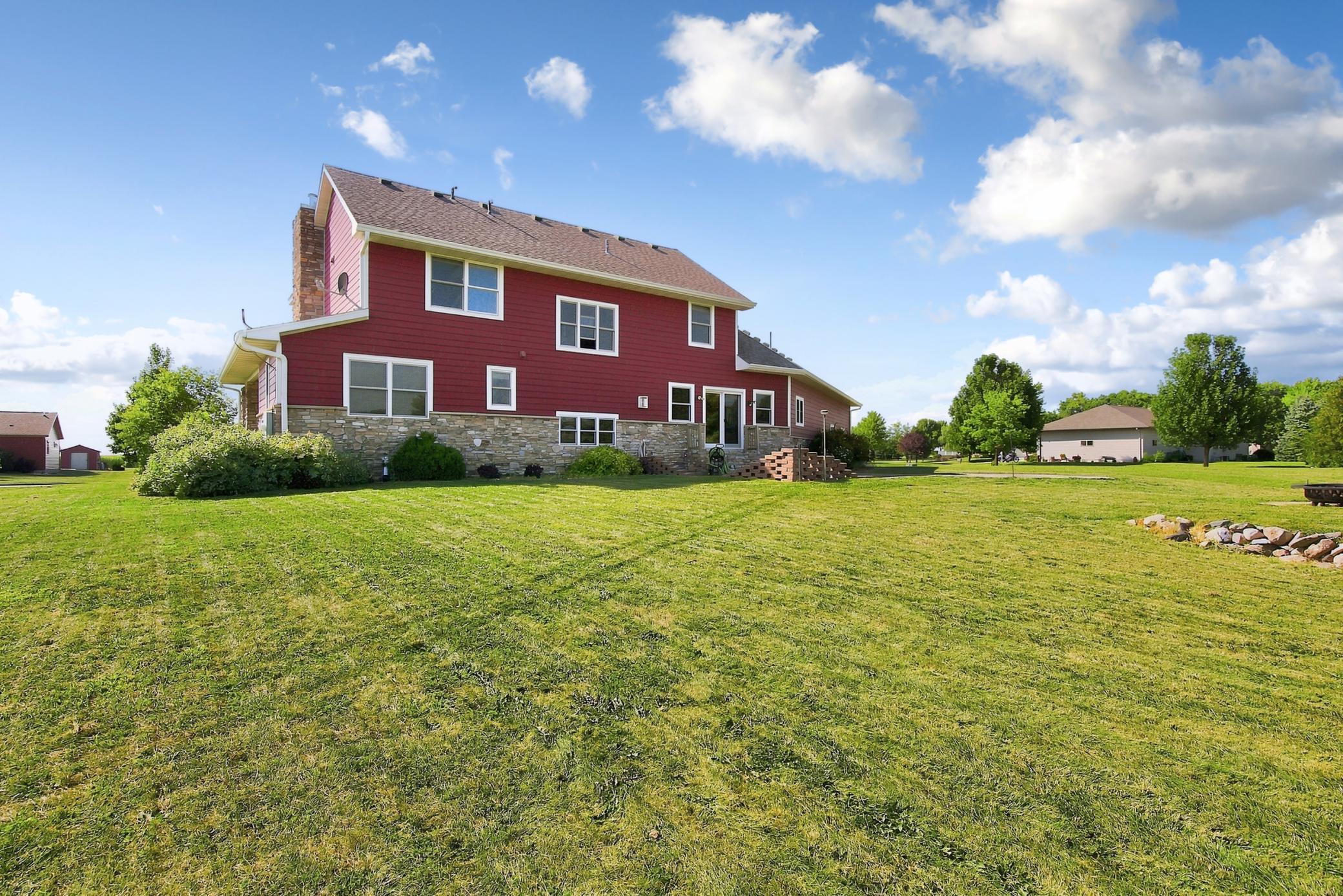 751 12th Street Bird Island, MN 55310 - Photo 26 of 58 Gallery Image 26
