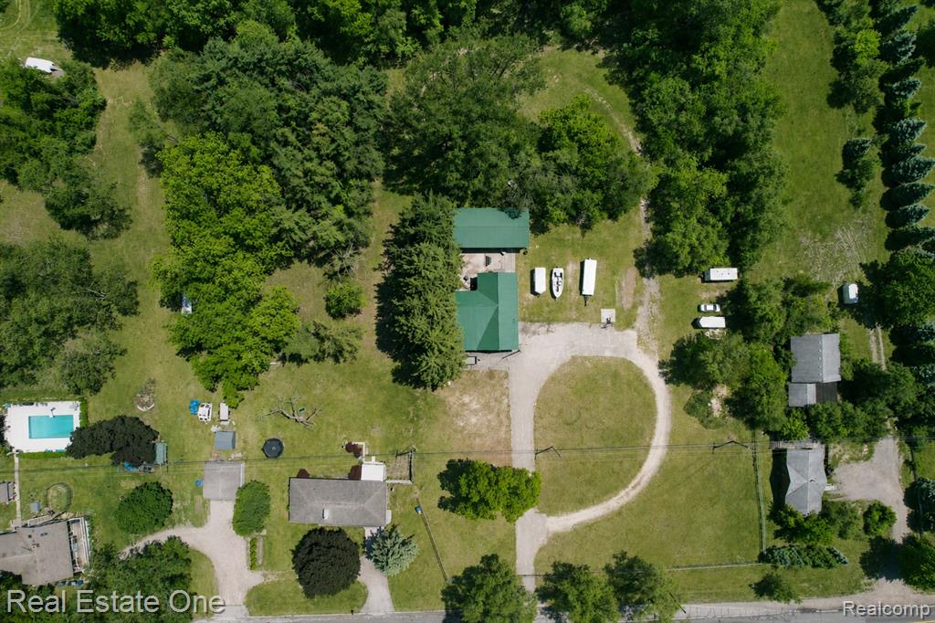 1325 South Hospital Road Waterford, MI 48327 - Photo 52 of 54