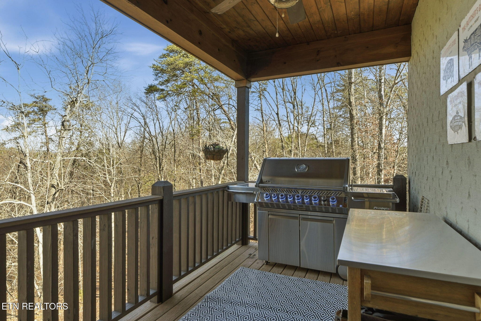 2328 Mystic Ridge Road Knoxville, TN 37922 - Photo 17 of 47 19-web-or-mls-ae4e4a56-f2cc-4648-b078-2b