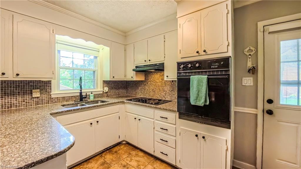 368 Shady Grove Road Eden, NC 27288 - Photo 11 of 32 Gallery Image 11