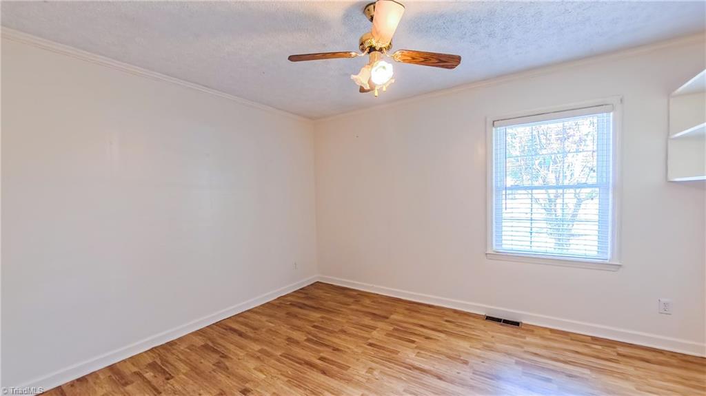 368 Shady Grove Road Eden, NC 27288 - Photo 19 of 32 Gallery Image 19