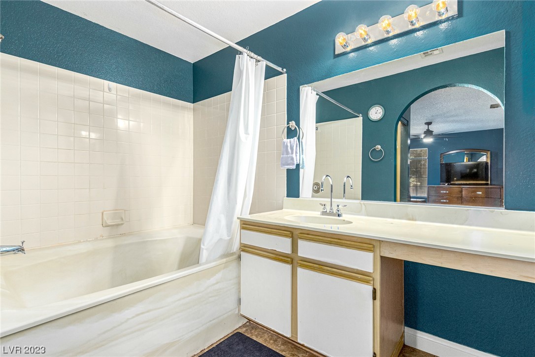 2200 South Fort Apache Road, Unit 2131 Las Vegas, NV 89117 - Photo 16 of 34