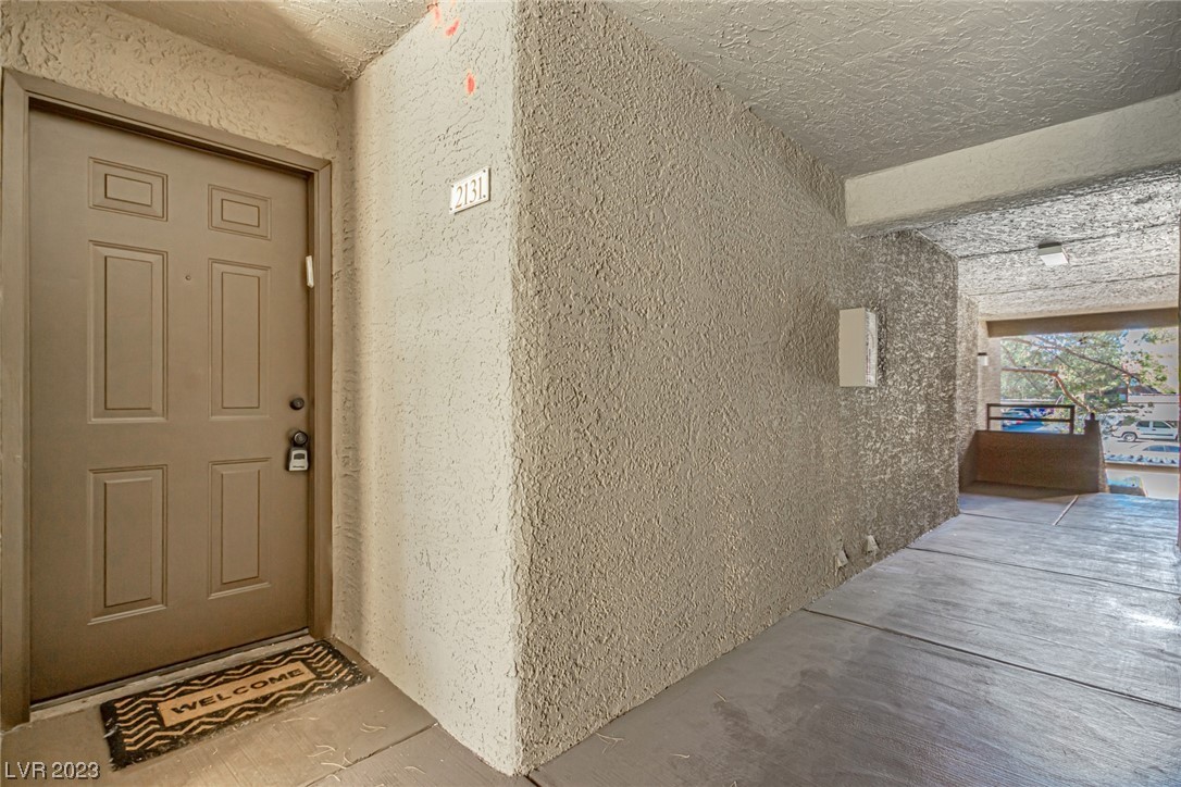 2200 South Fort Apache Road, Unit 2131 Las Vegas, NV 89117 - Photo 2 of 34