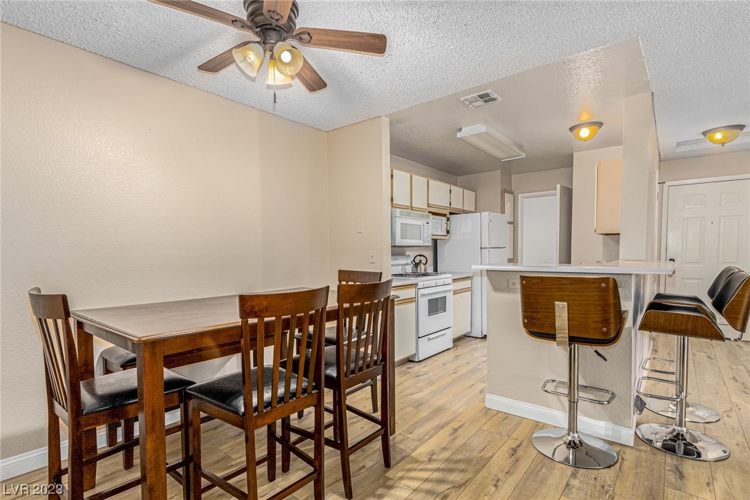 2200 South Fort Apache Road, Unit 2131 Las Vegas, NV 89117 - Photo 7 of 34