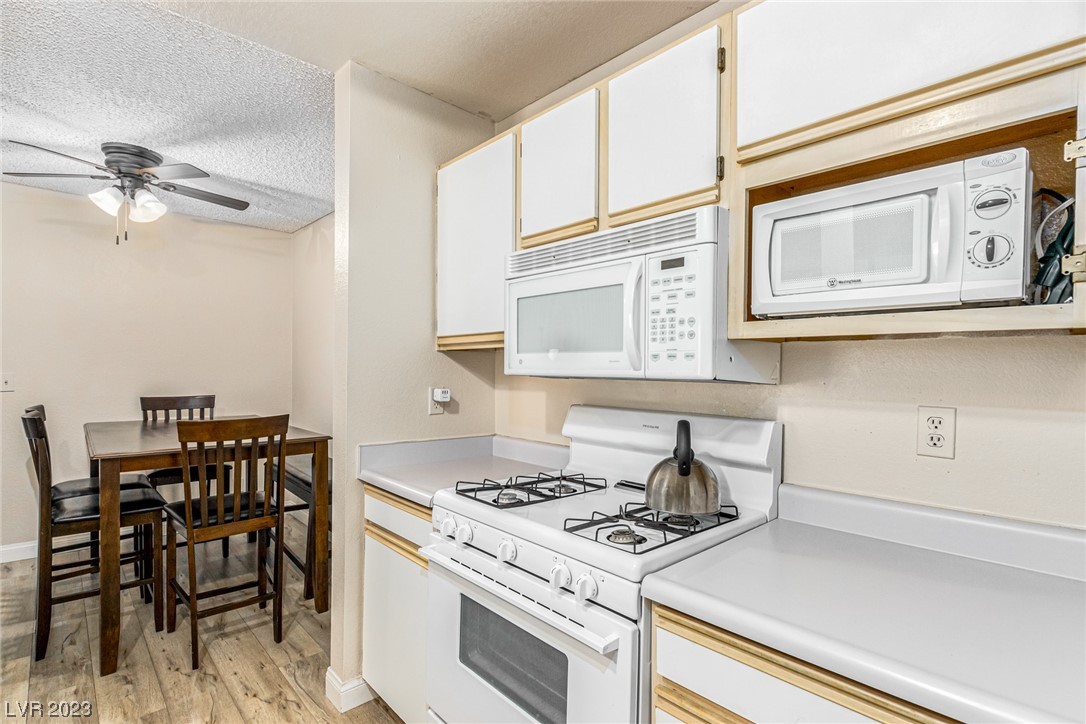 2200 South Fort Apache Road, Unit 2131 Las Vegas, NV 89117 - Photo 8 of 34