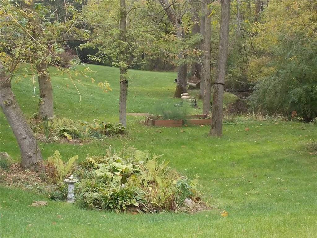 8537 Promontory Road Indianapolis, IN 46236 - Photo 4 of 23 Gallery Image 4