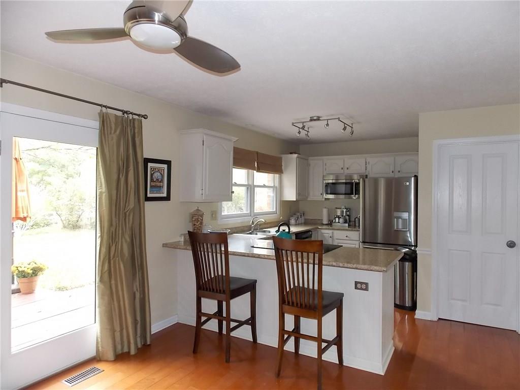 8537 Promontory Road Indianapolis, IN 46236 - Photo 8 of 23 Gallery Image 8